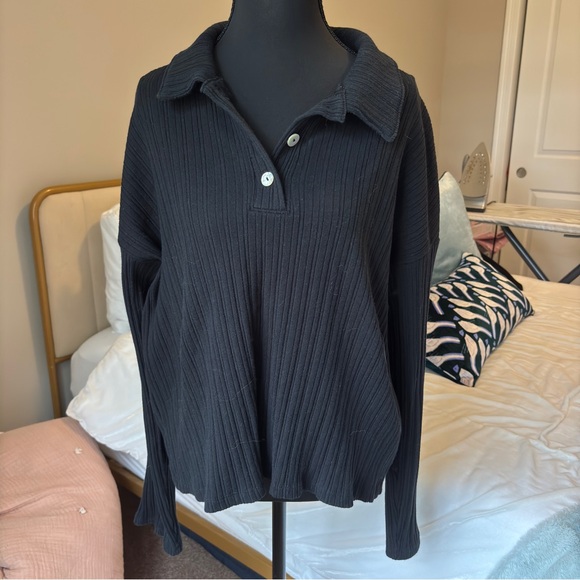 Madewell Black Ribbed Button Down Shirt - Picture 1 of 6